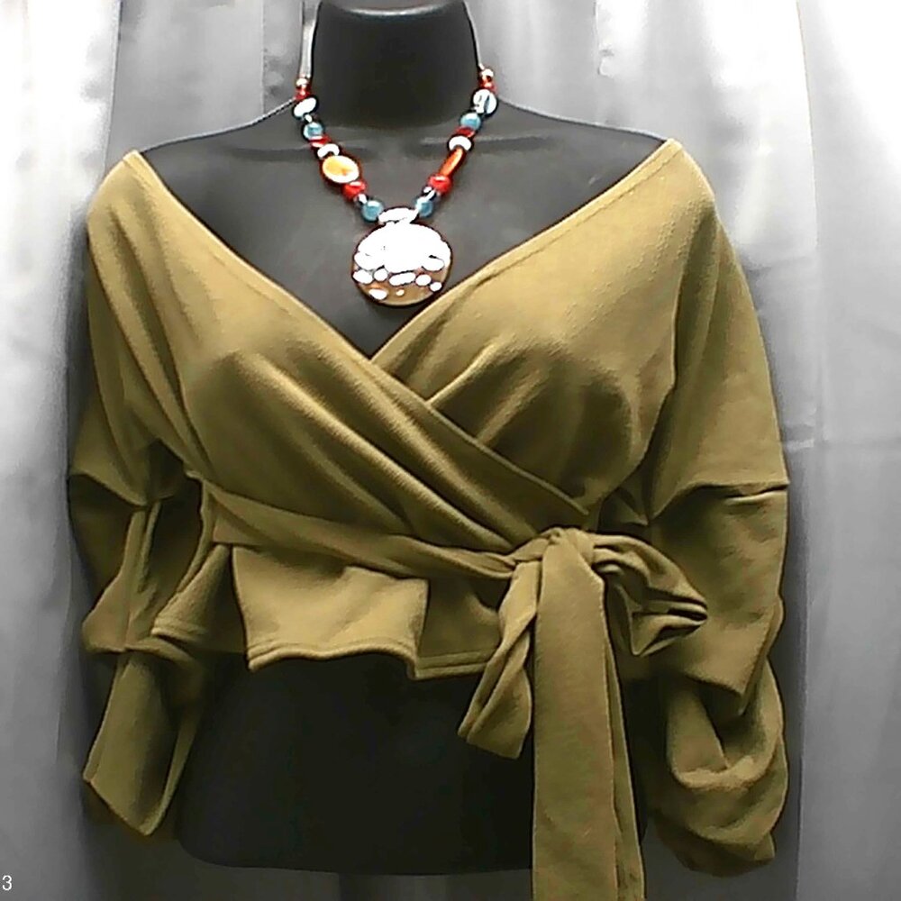 Boohoo Green Top Size 6